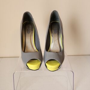 Charlotte Russe Patent Peep Toe Platform Heels | Sexy Stiletto Pumps | Size 6